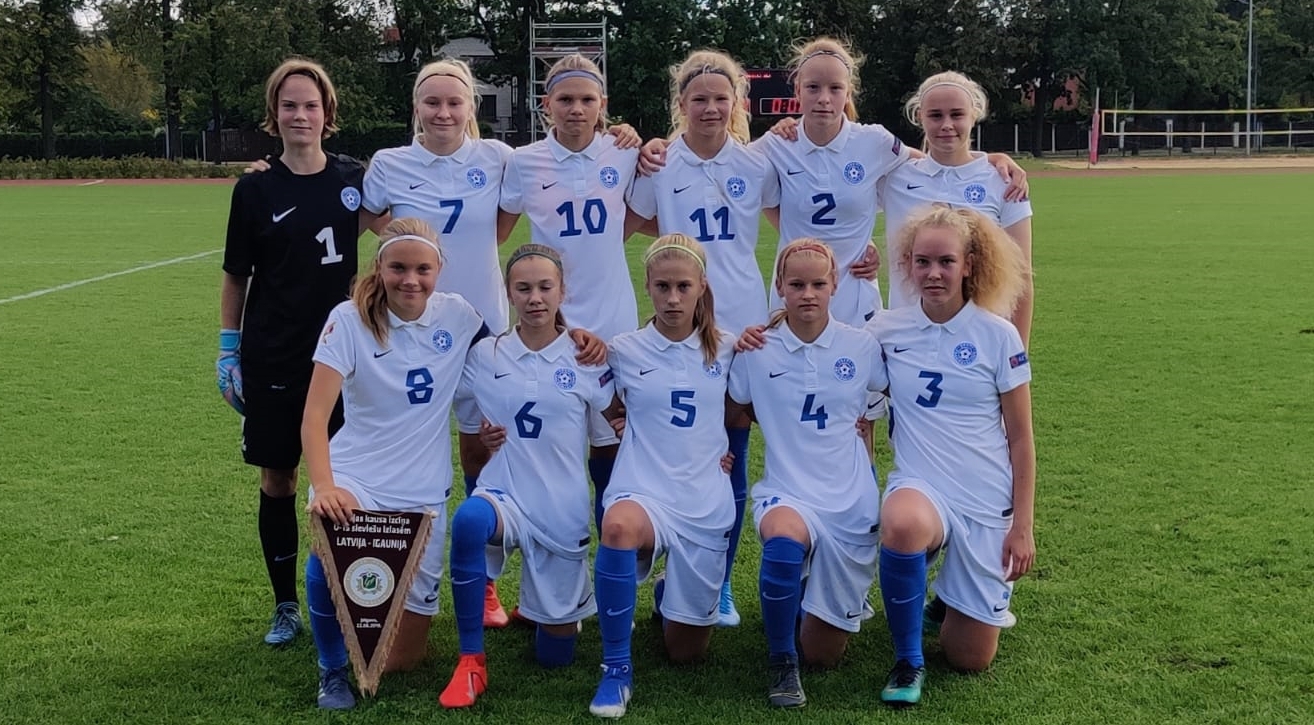 Женская сборная Эстонии U15 обыграла сверстниц из Латвии