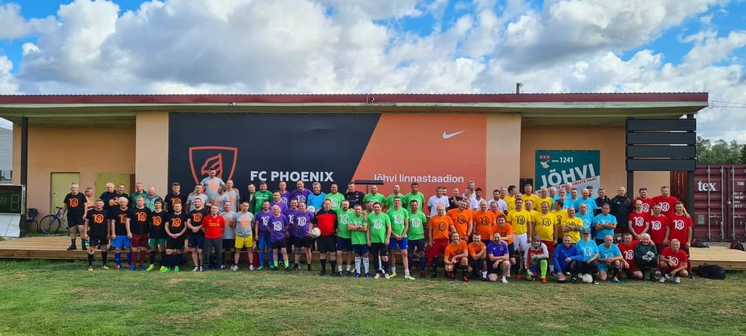 Турнир ветеранов: юбилейный знак с небес