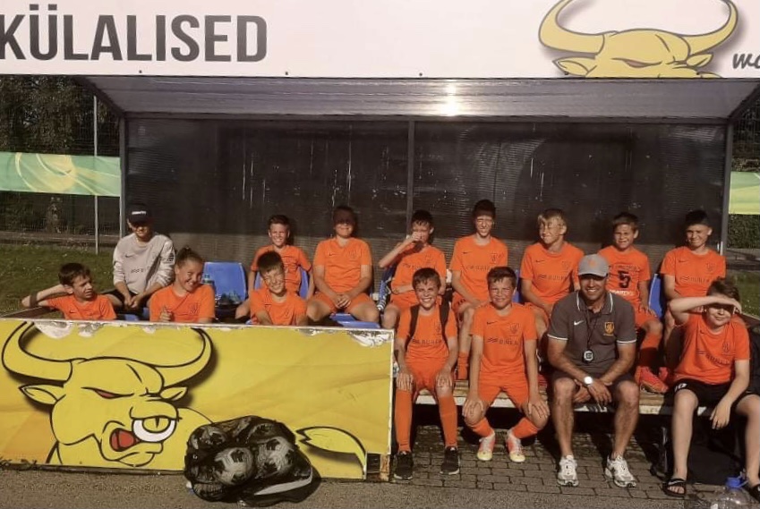 Равняемся на девочек