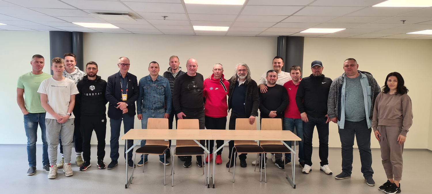 О встрече ЭФС с представителями футбольных клубов Ида-Вирумаа