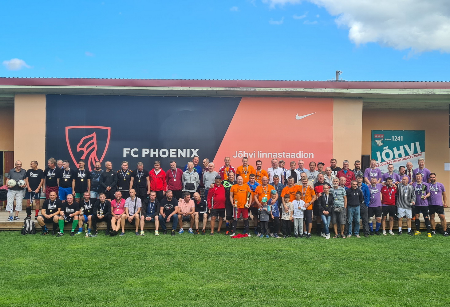 АЗАРТУ ВОЗРАСТ НЕ ПОМЕХА