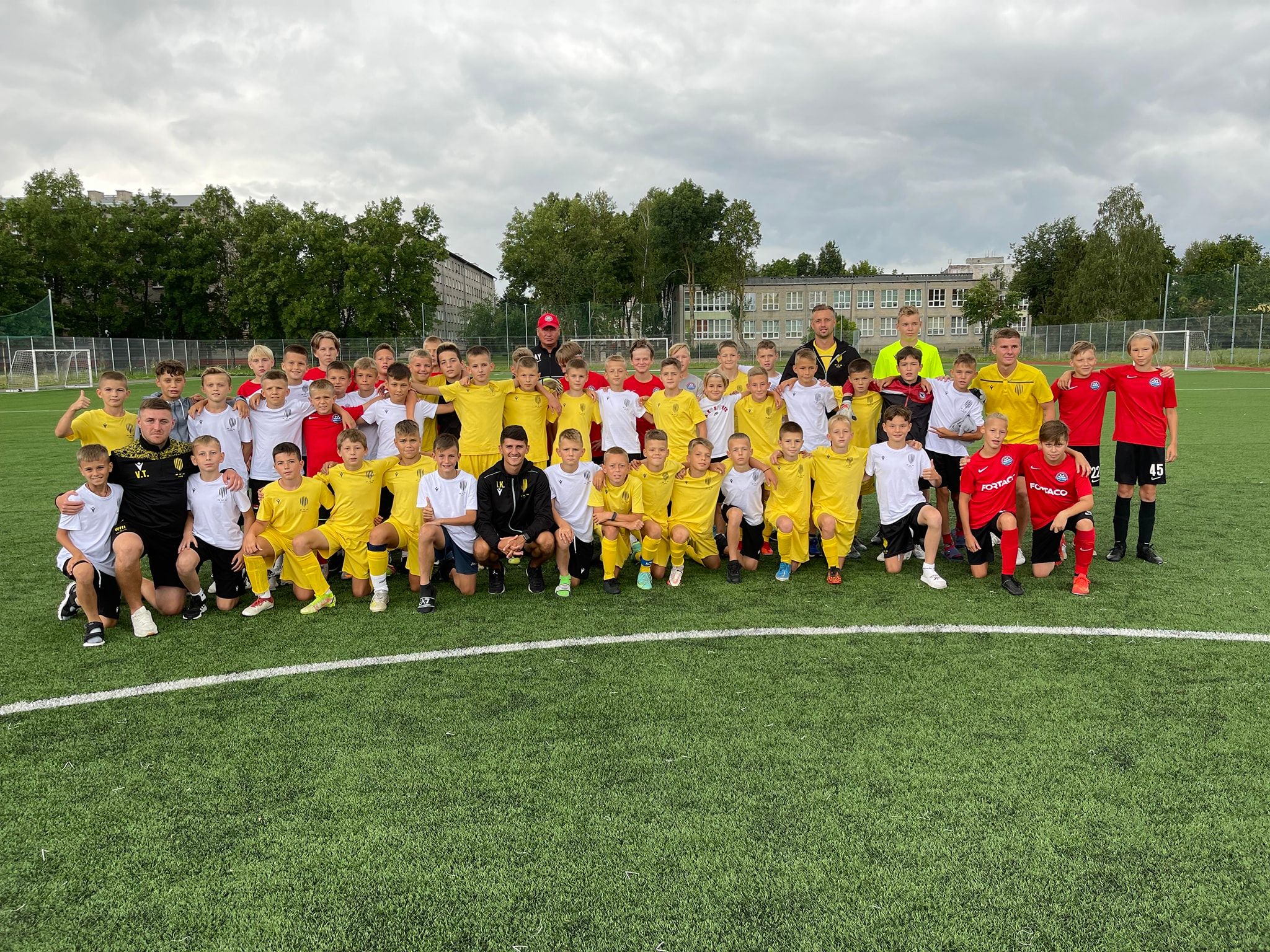 «Дети против войны!»