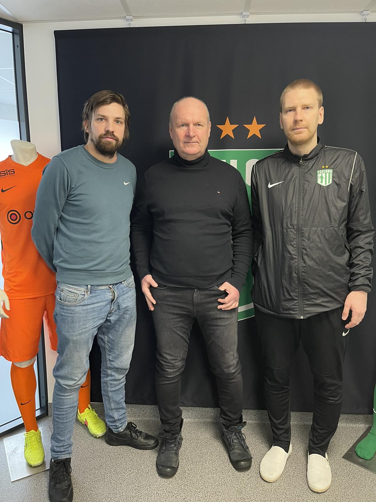 О встрече руководителей футбольного клуба "Феникс" и таллиннского футбольного клуба "Флора"