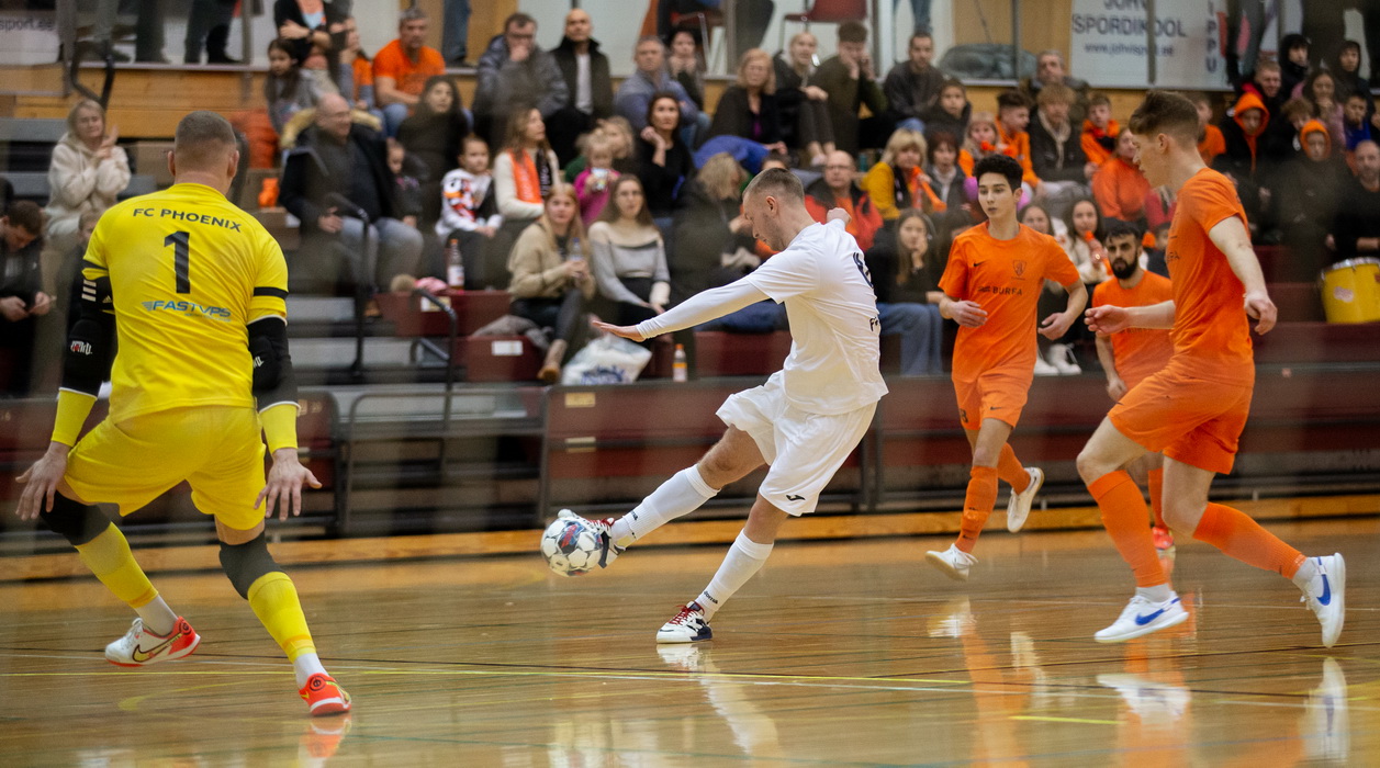 Полет нормальный. Космос совсем близко