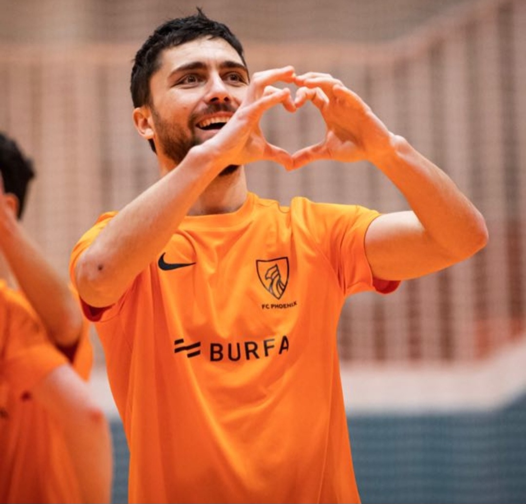 С первой победой!